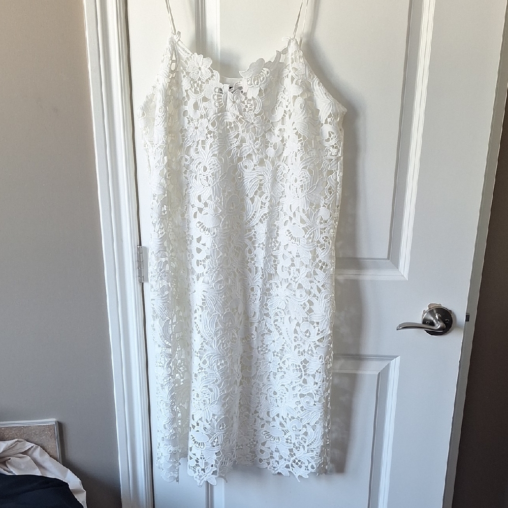 Lace Lined V Nwxt  Shift Dress. With Spaghetti Straps